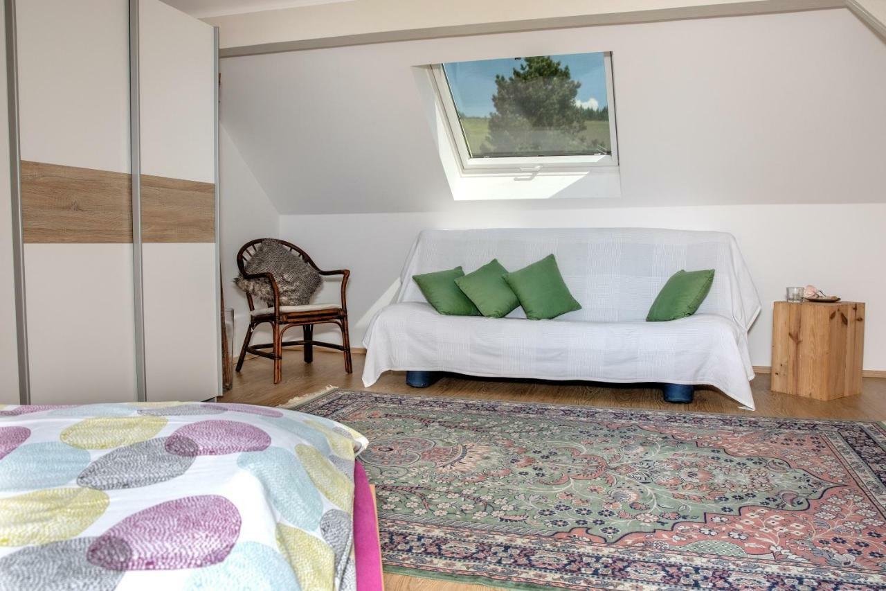 Ferienappartement Hennen Konz Exteriör bild